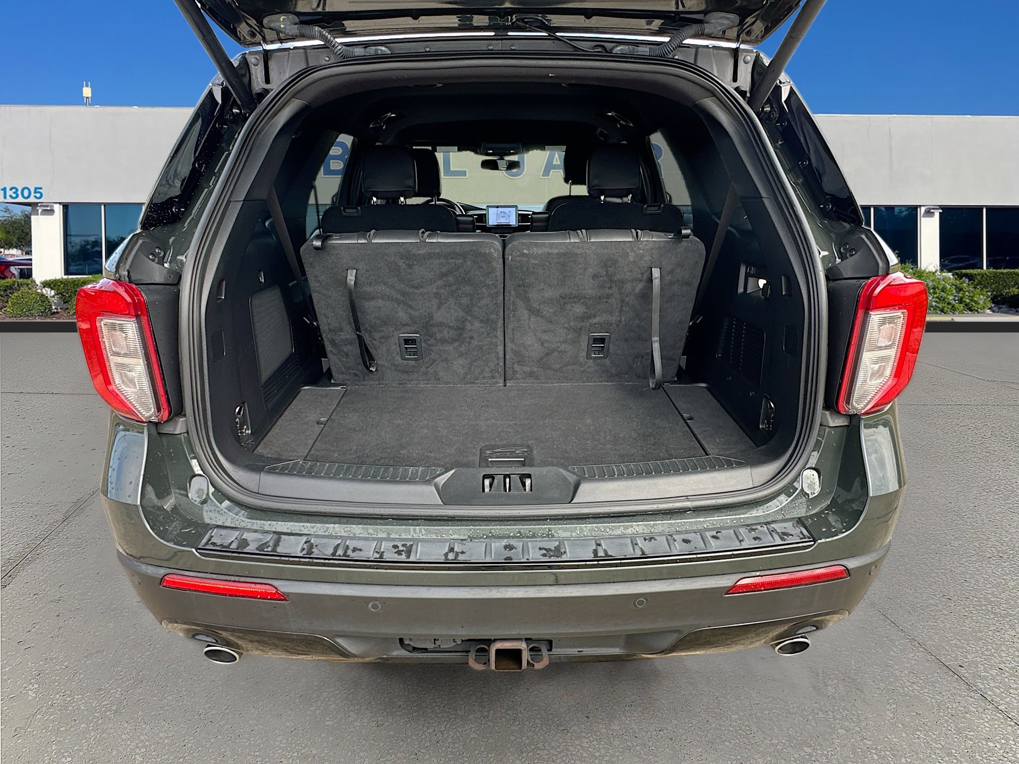 Certified 2022 Ford Explorer ST-Line w/ Class IV Trailer Tow Package image 26