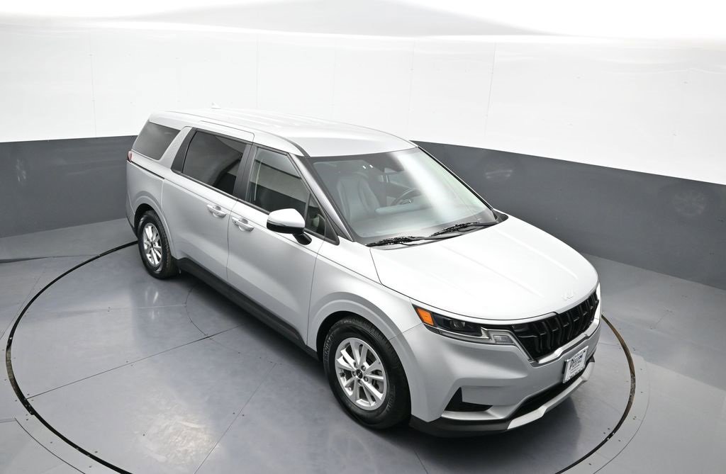 Certified 2023 Kia Carnival LX image 37