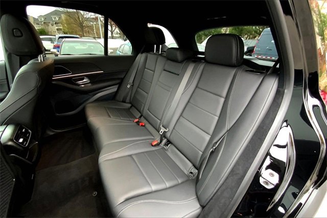 Used 2025 Mercedes-Benz GLE 350 4MATIC image 17