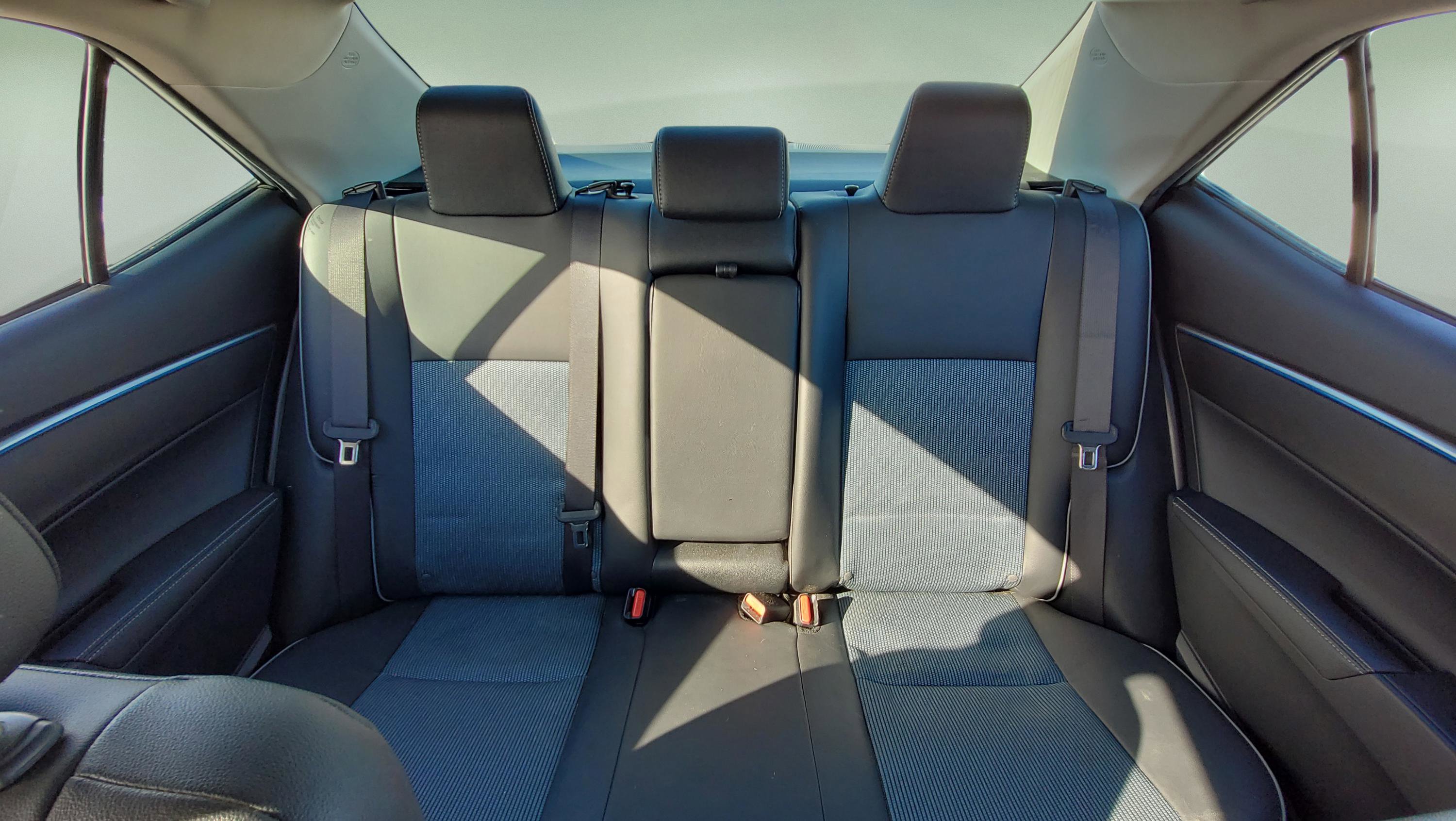 Used 2016 Toyota Corolla S image 16