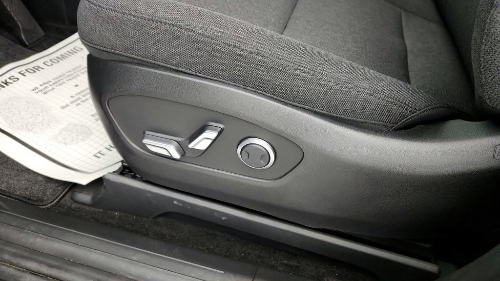 Used 2026 Hyundai Ioniq 9 SE image 11