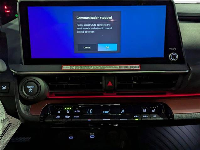 New 2026 Toyota Prius Plug-In Hybrid FWD image 12