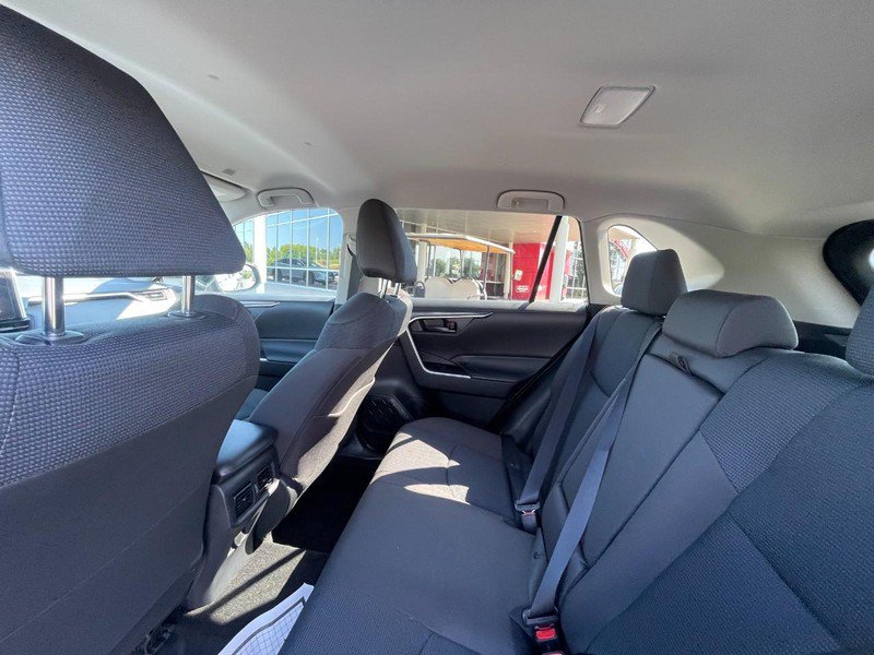 Used 2024 Toyota RAV4 LE AWD/4WD image 11