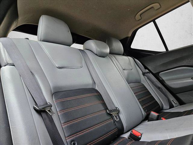 Used 2023 Nissan Kicks SR w/ SR Premium Package image 12