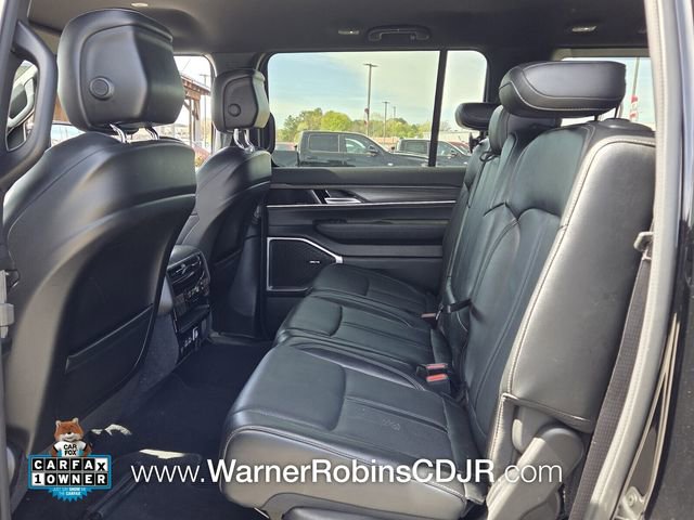 Used 2024 Jeep Wagoneer Series II w/ Flexible Seating Group image 6