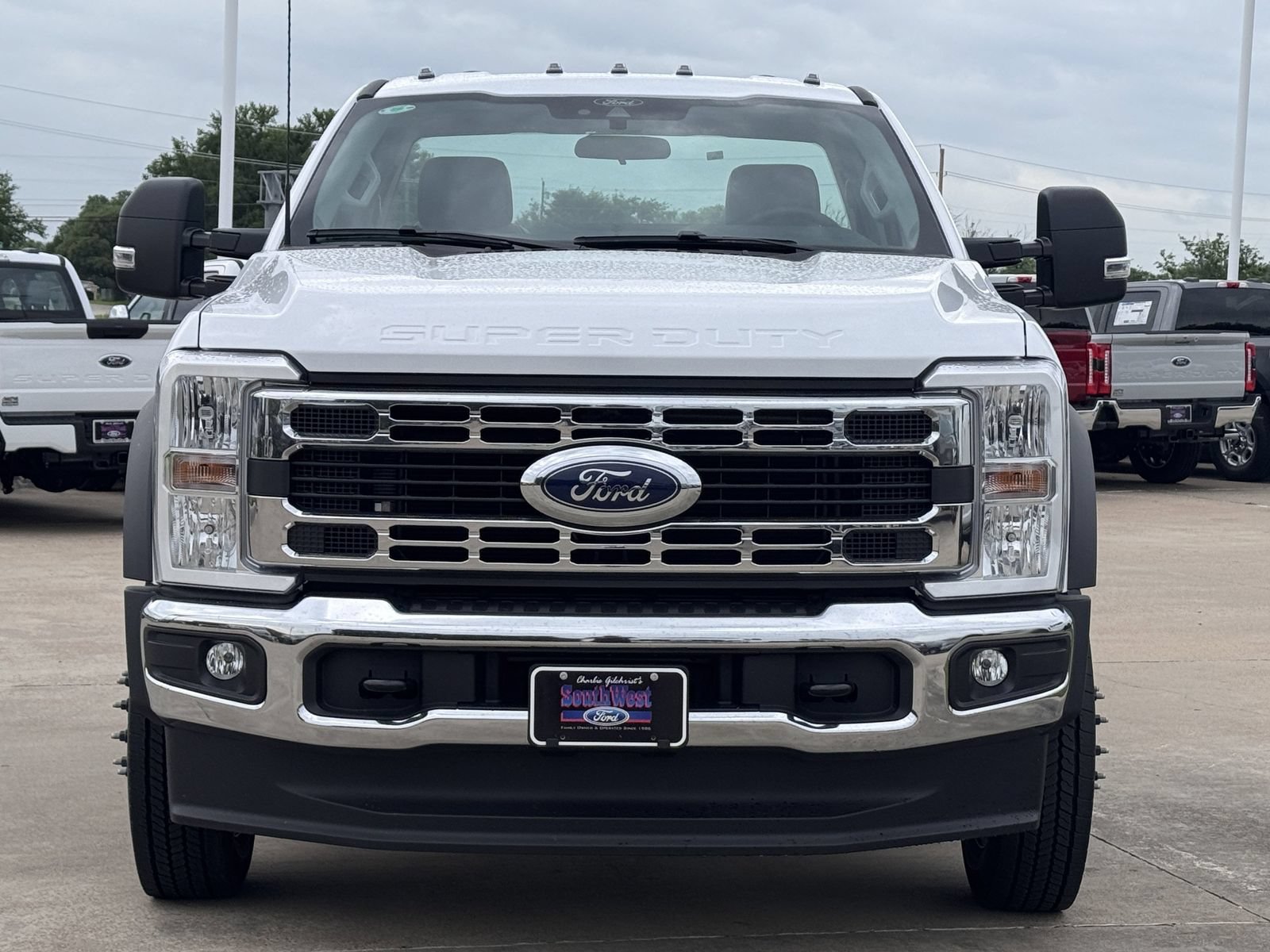 New 2026 Ford F550 4x4 Regular Cab Super Duty image 6
