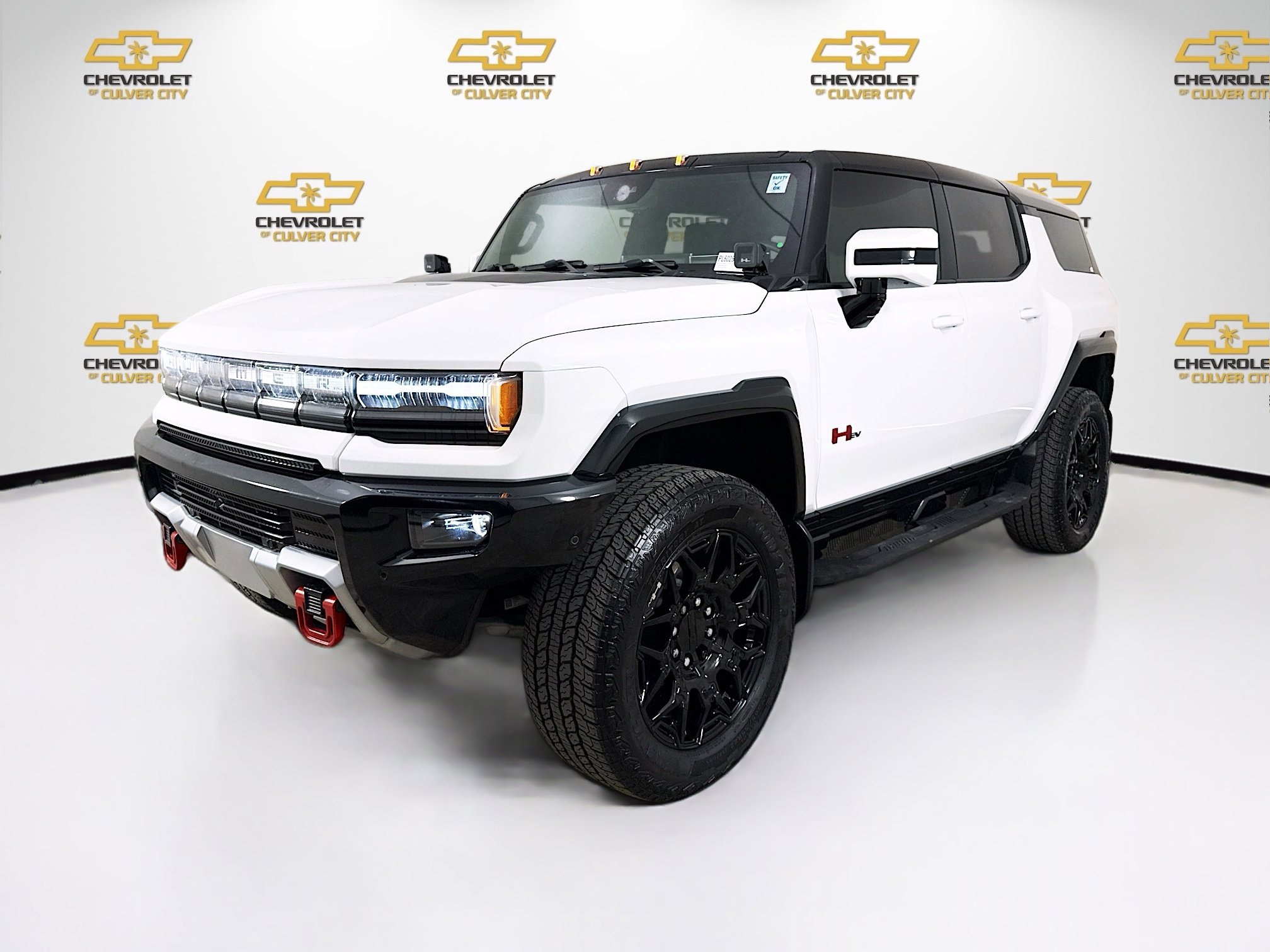 Used 2024 GMC Hummer EV 2X w/ LPO, Illumination Package image 3