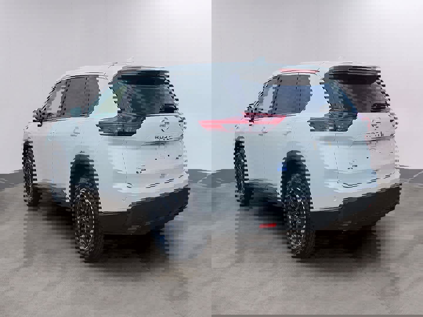 Used 2025 Nissan Rogue SV image 6