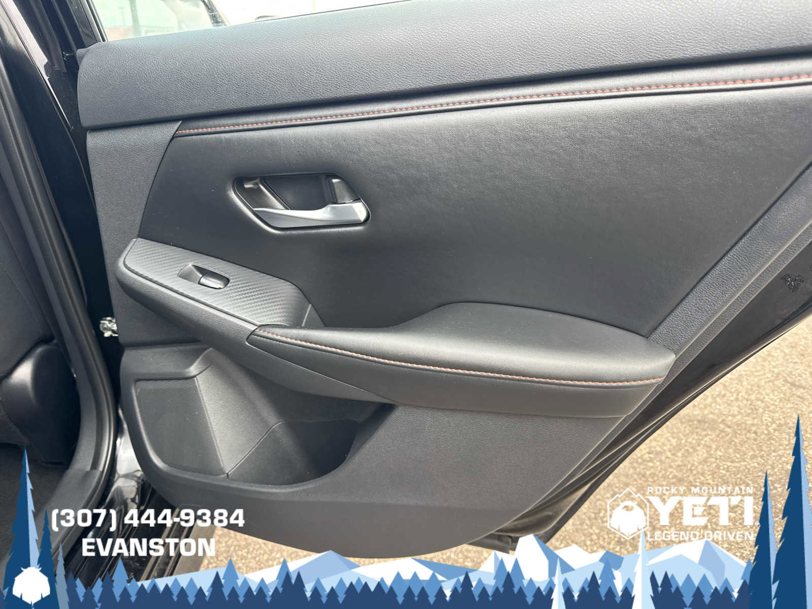 Used 2025 Nissan Sentra SR FWD image 16