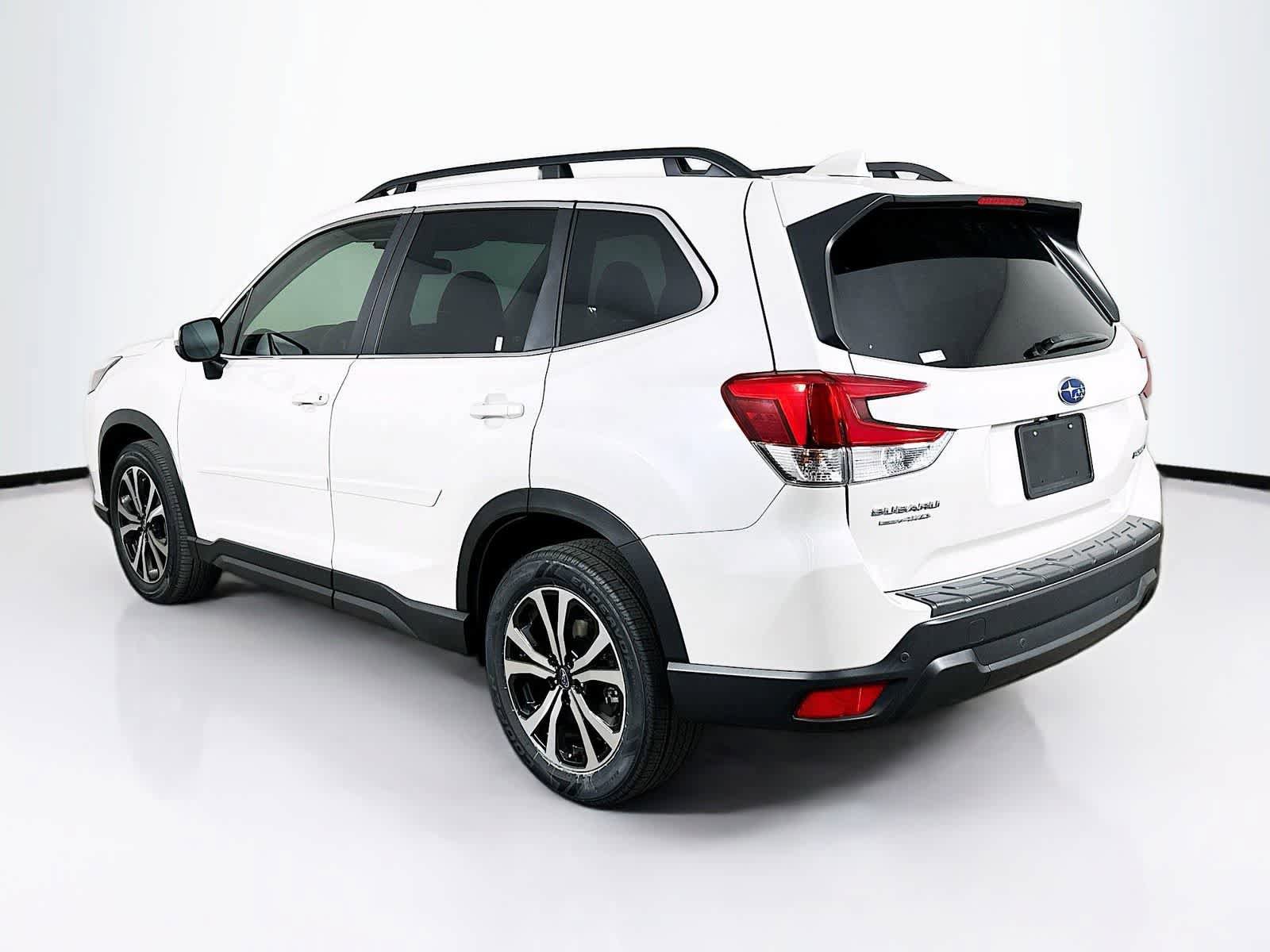 Used 2023 Subaru Forester Limited AWD/4WD image 4