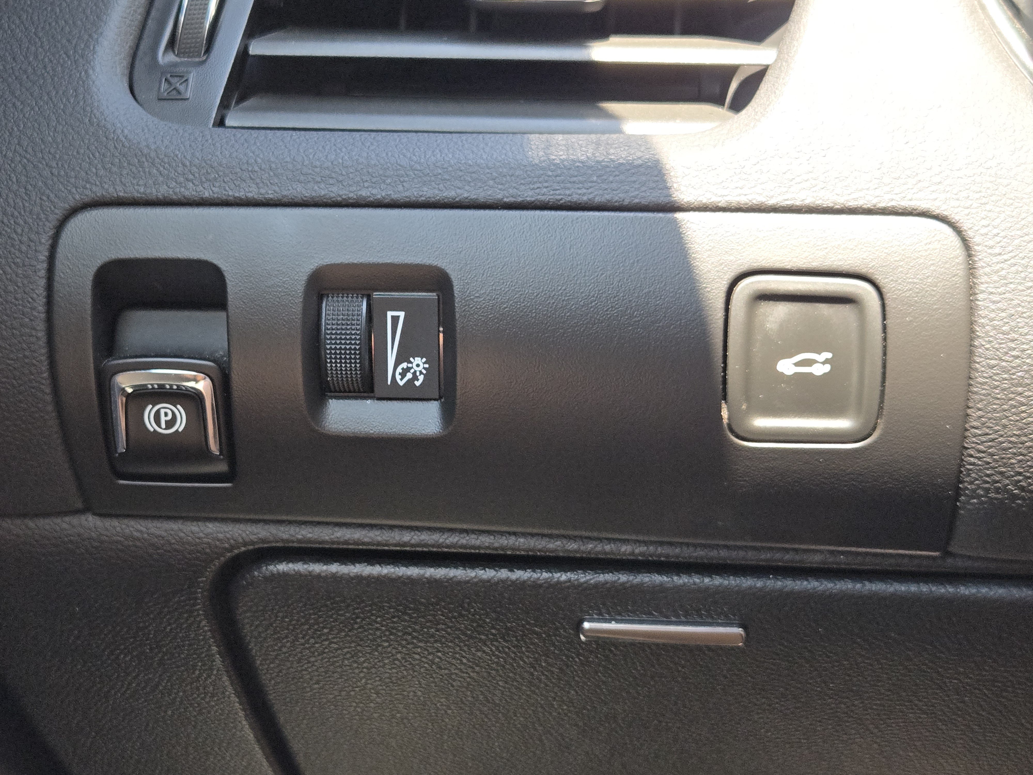 Used 2019 Chevrolet Impala LS FWD image 23