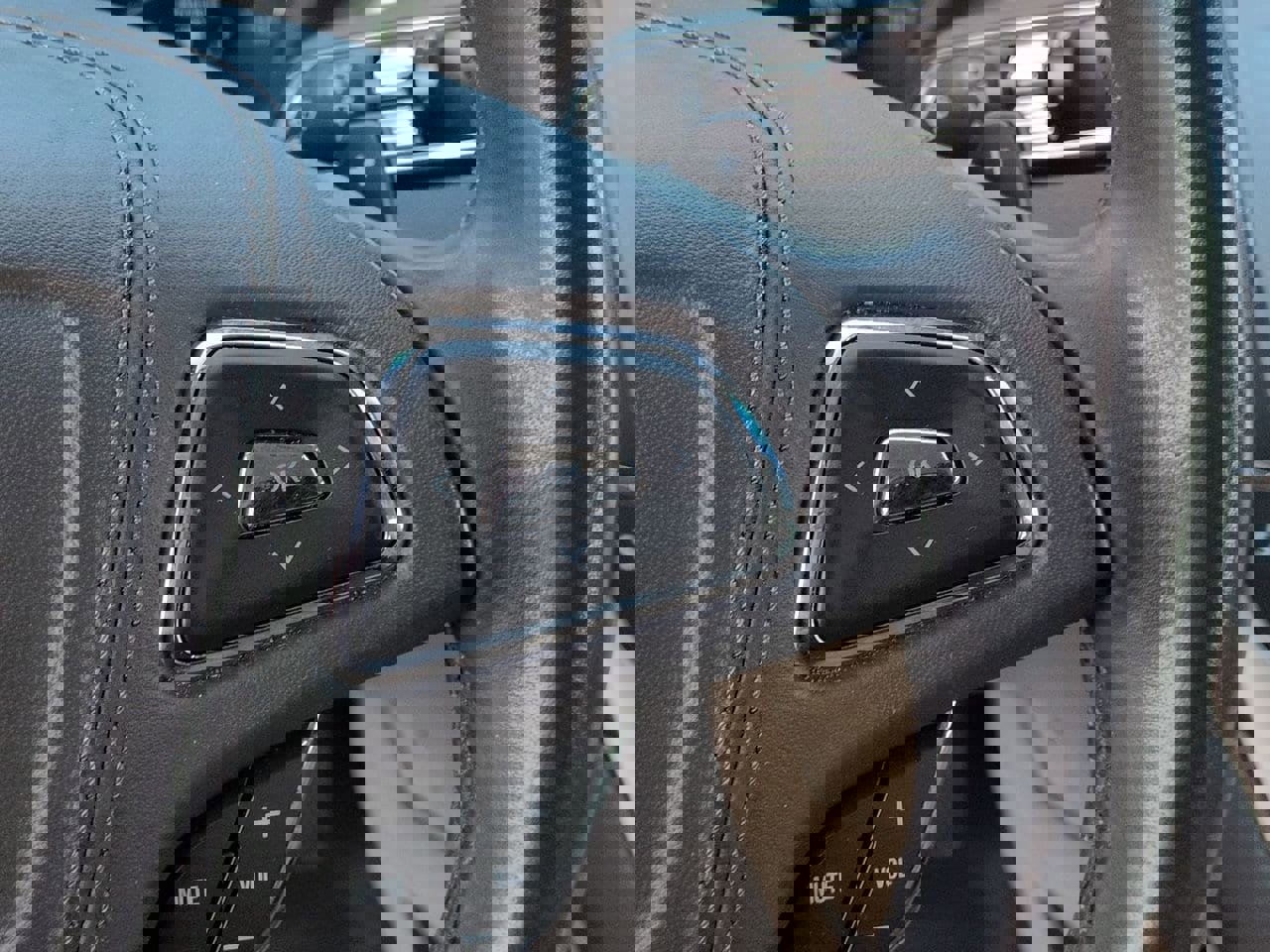 Used 2019 Lincoln MKZ Premiere FWD image 12