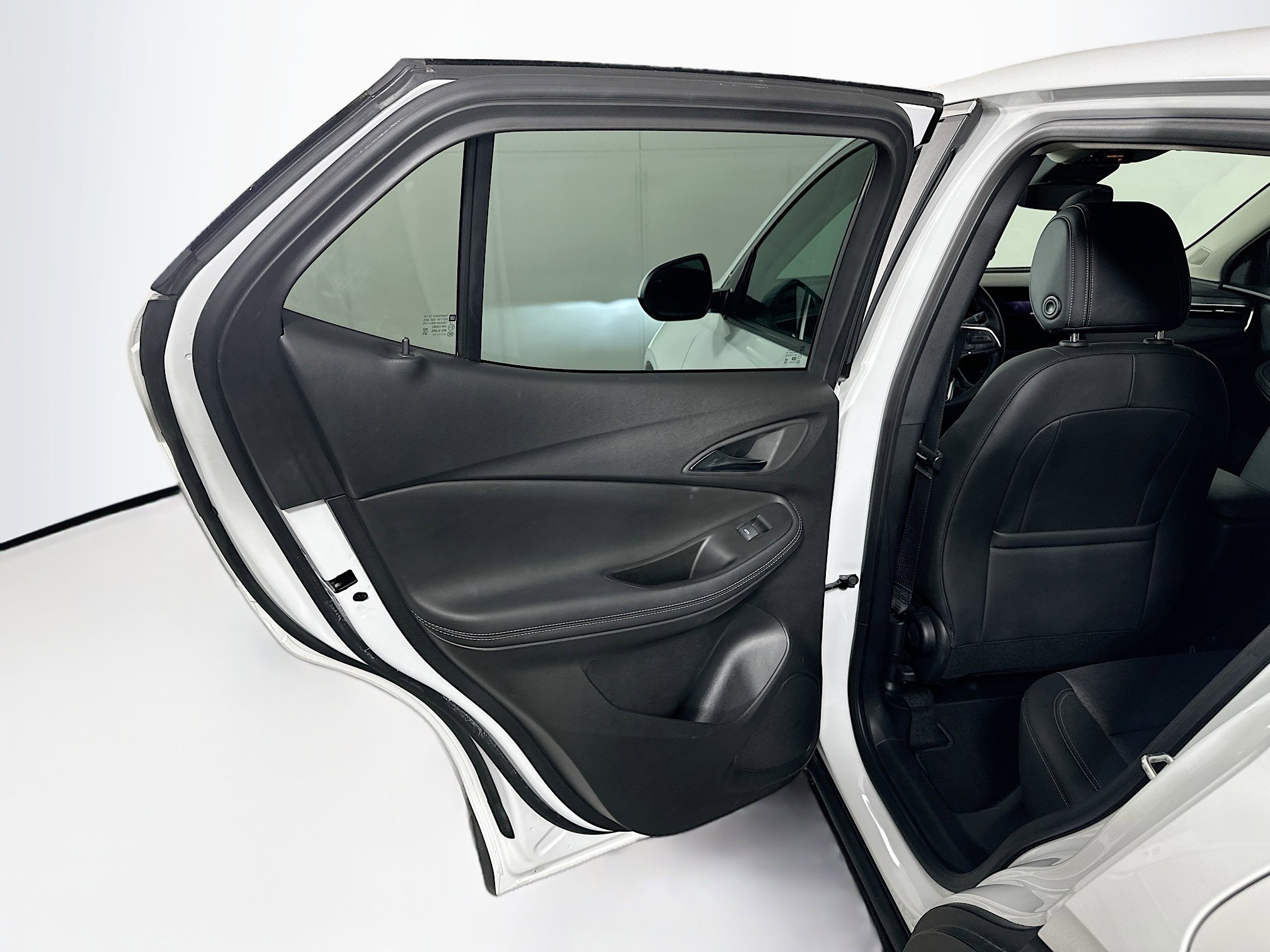 Used 2025 Buick Encore GX Preferred image 25