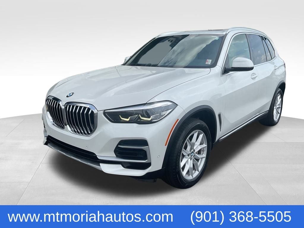 Used 2022 BMW X5 sDrive40i w/ Parking Assistance Package image 1