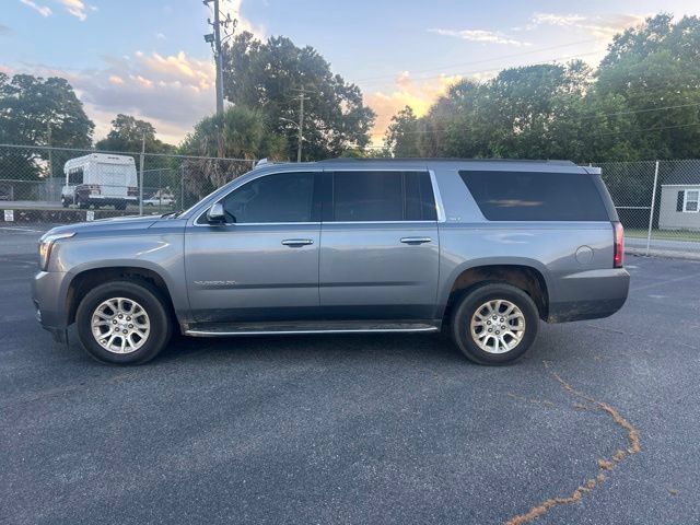 Used 2019 GMC Yukon XL SLT w/ Open Road Package RWD image 2