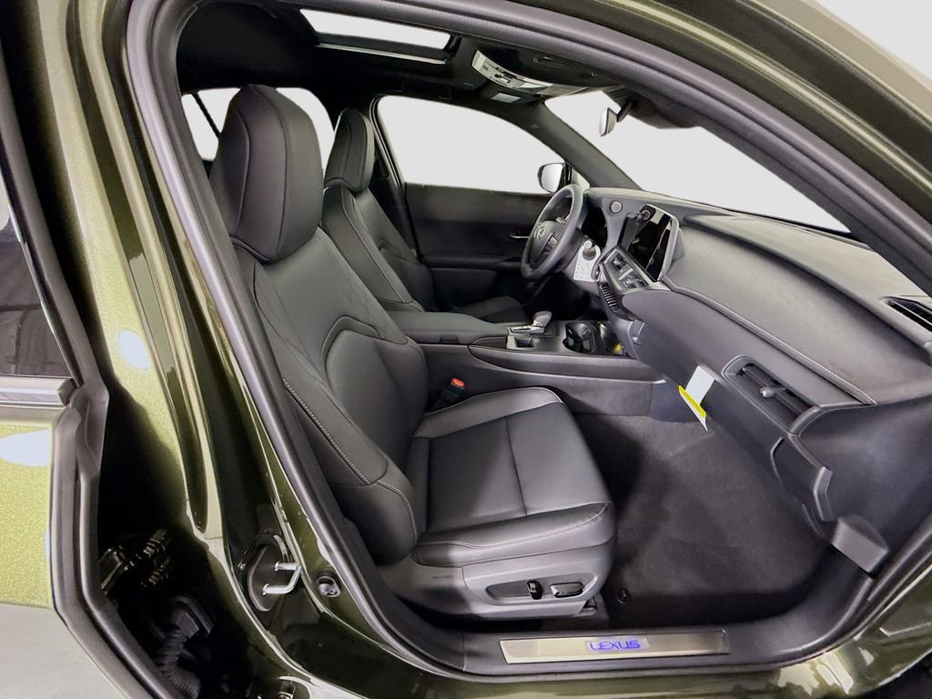 New 2026 Lexus UX 300h FWD image 21