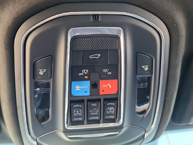 Used 2026 Jeep Grand Cherokee L Summit AWD/4WD image 47