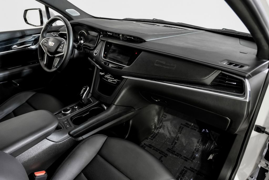 Used 2024 Cadillac XT5 Premium Luxury image 10