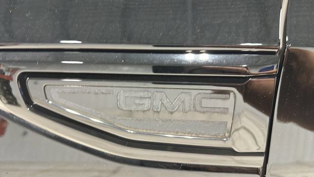 Used 2024 GMC Yukon Denali AWD/4WD image 42