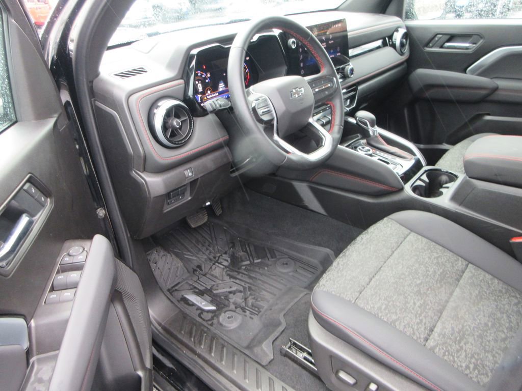 Certified 2025 Chevrolet Colorado Z71 image 13