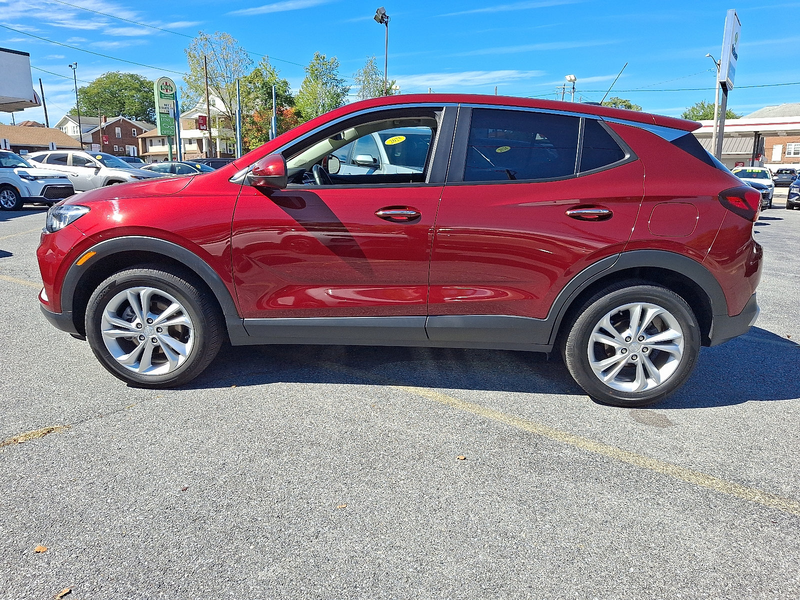 Used 2023 Buick Encore GX Preferred w/ Cold Weather Comfort Package AWD/4WD image 2