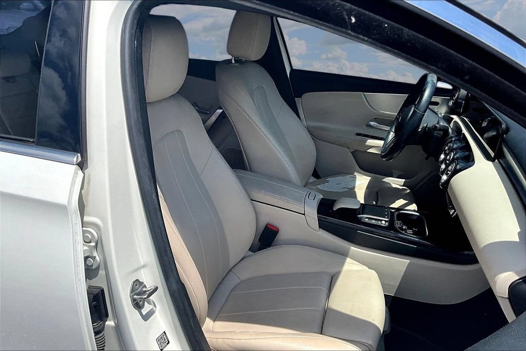 Used 2022 Mercedes-Benz A 220 w/ Premium Package Lite image 23