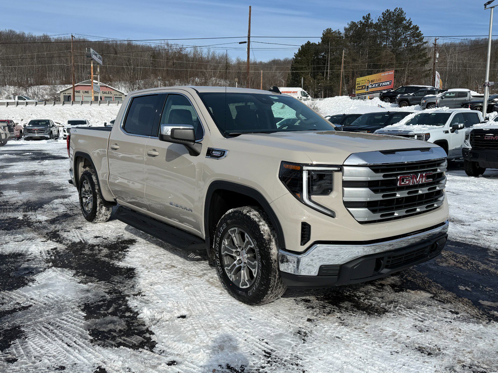New 2026 GMC Sierra 1500 SLE w/ Max Trailering Package AWD/4WD image 7