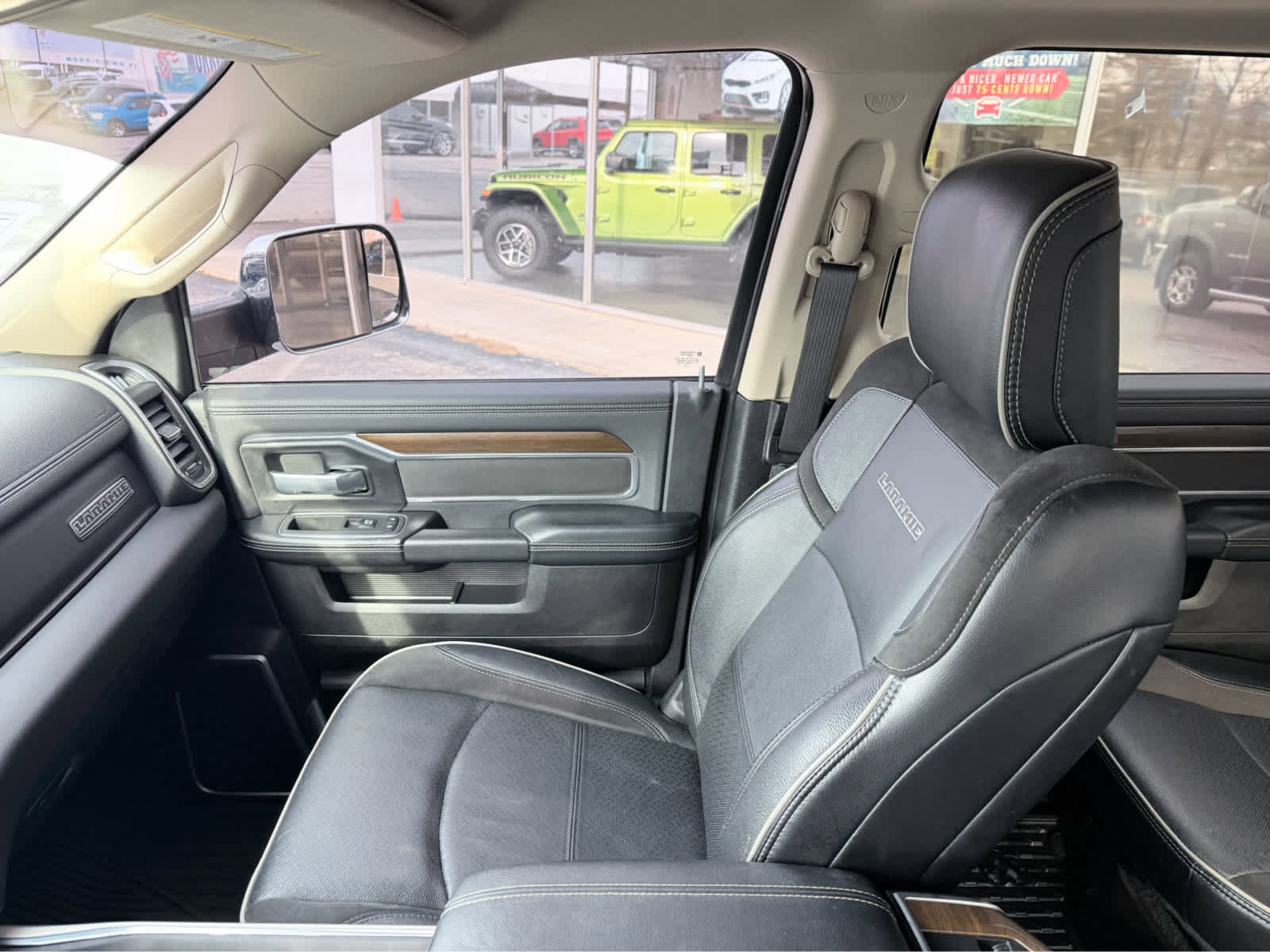 Used 2022 RAM 2500 Laramie image 30