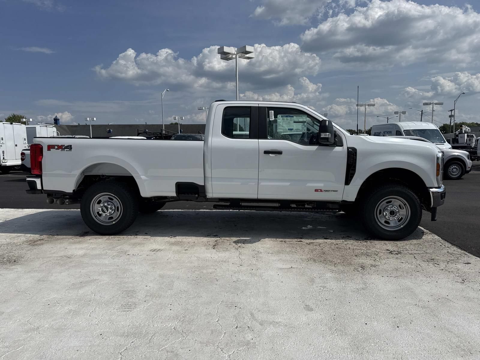 New 2027 Ford F350 XL w/ FX4 Off-Road Package AWD/4WD image 2