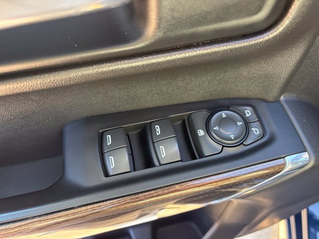 Used 2022 Chevrolet Silverado 1500 LT AWD/4WD image 13