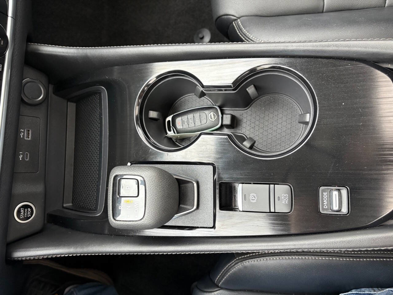 Used 2023 Nissan Rogue SL w/ SL Premium Package image 33