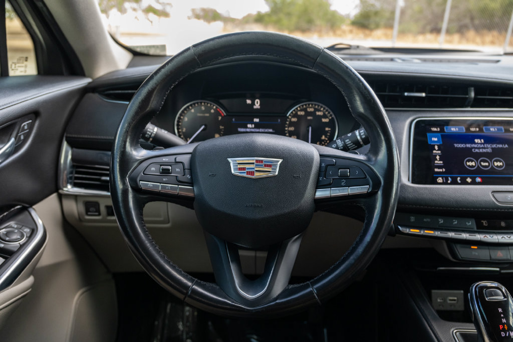 Used 2020 Cadillac XT4 Luxury FWD image 21