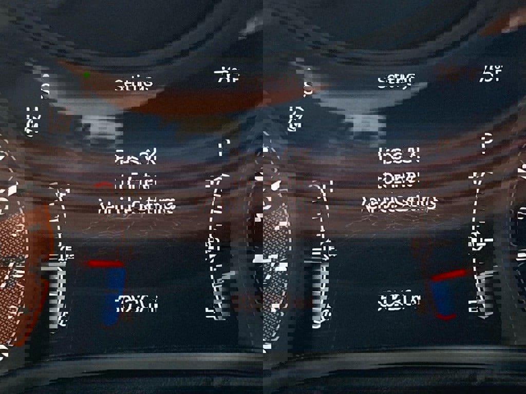 Used 2024 Jeep Compass Latitude image 14