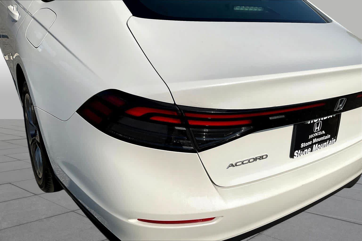 Used 2023 Honda Accord EX image 29