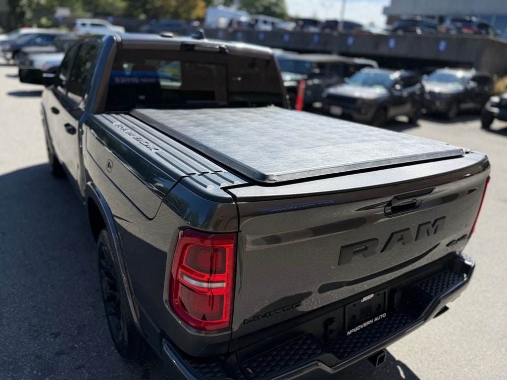 Used 2025 RAM 1500 Limited AWD/4WD image 22