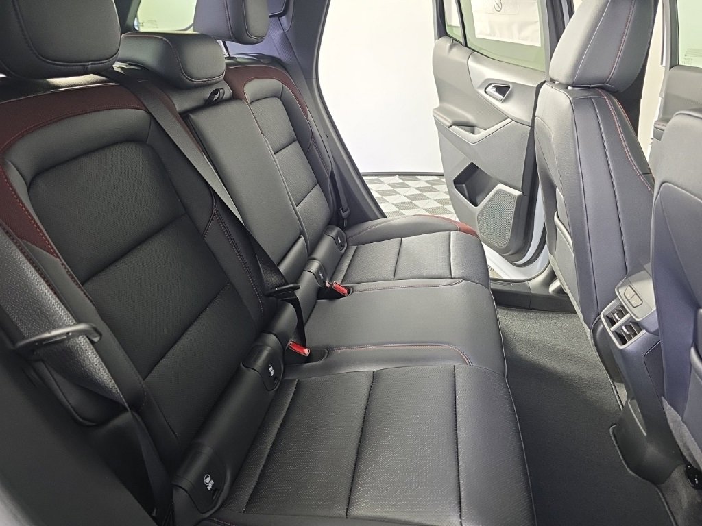 New 2026 Chevrolet Equinox RS w/ Convenience Package III image 37