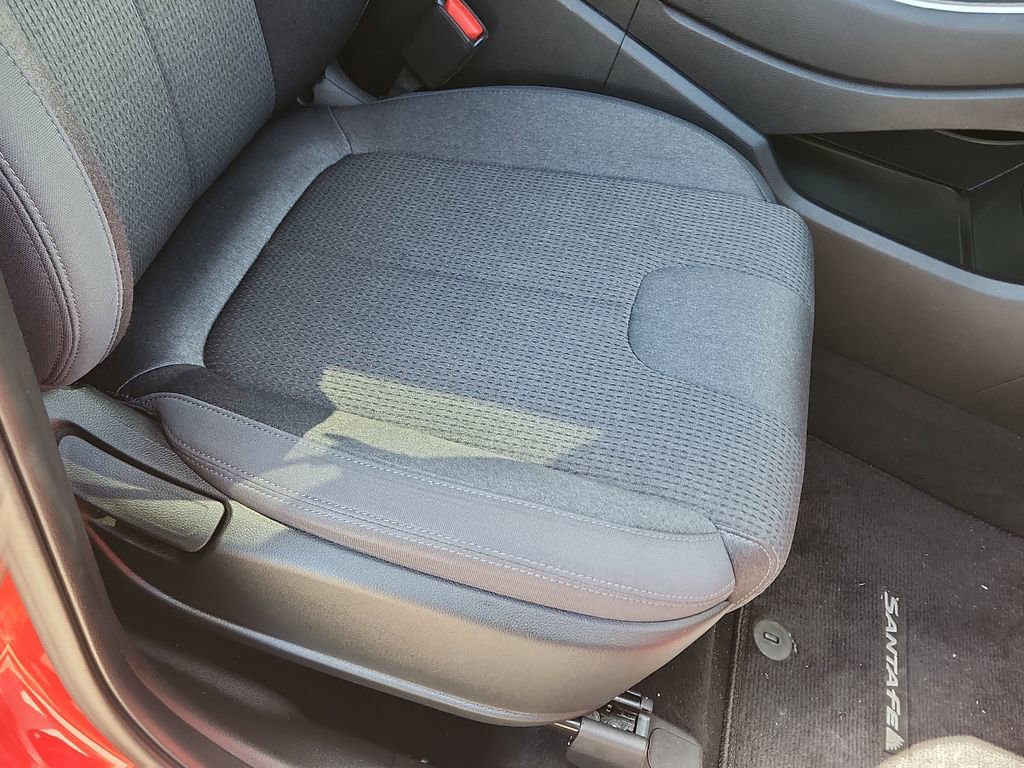 Used 2023 Hyundai Santa Fe SE AWD/4WD image 14