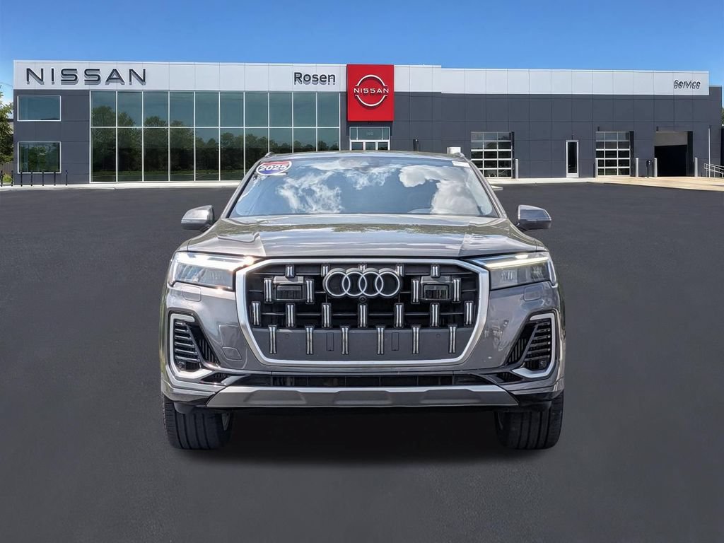 Used 2025 Audi Q7 3.0T Premium Plus AWD/4WD image 8
