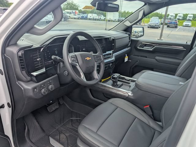 New 2026 Chevrolet Silverado 1500 LTZ w/ LTZ Premium Package AWD/4WD image 12