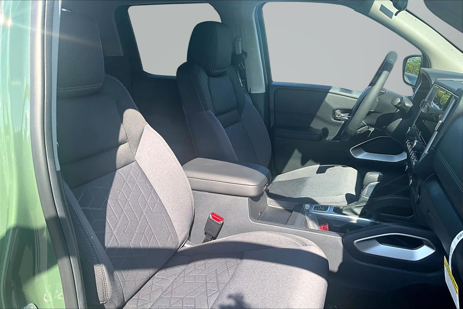 New 2026 Nissan Frontier SV w/ All-Weather Content Package AWD/4WD image 5