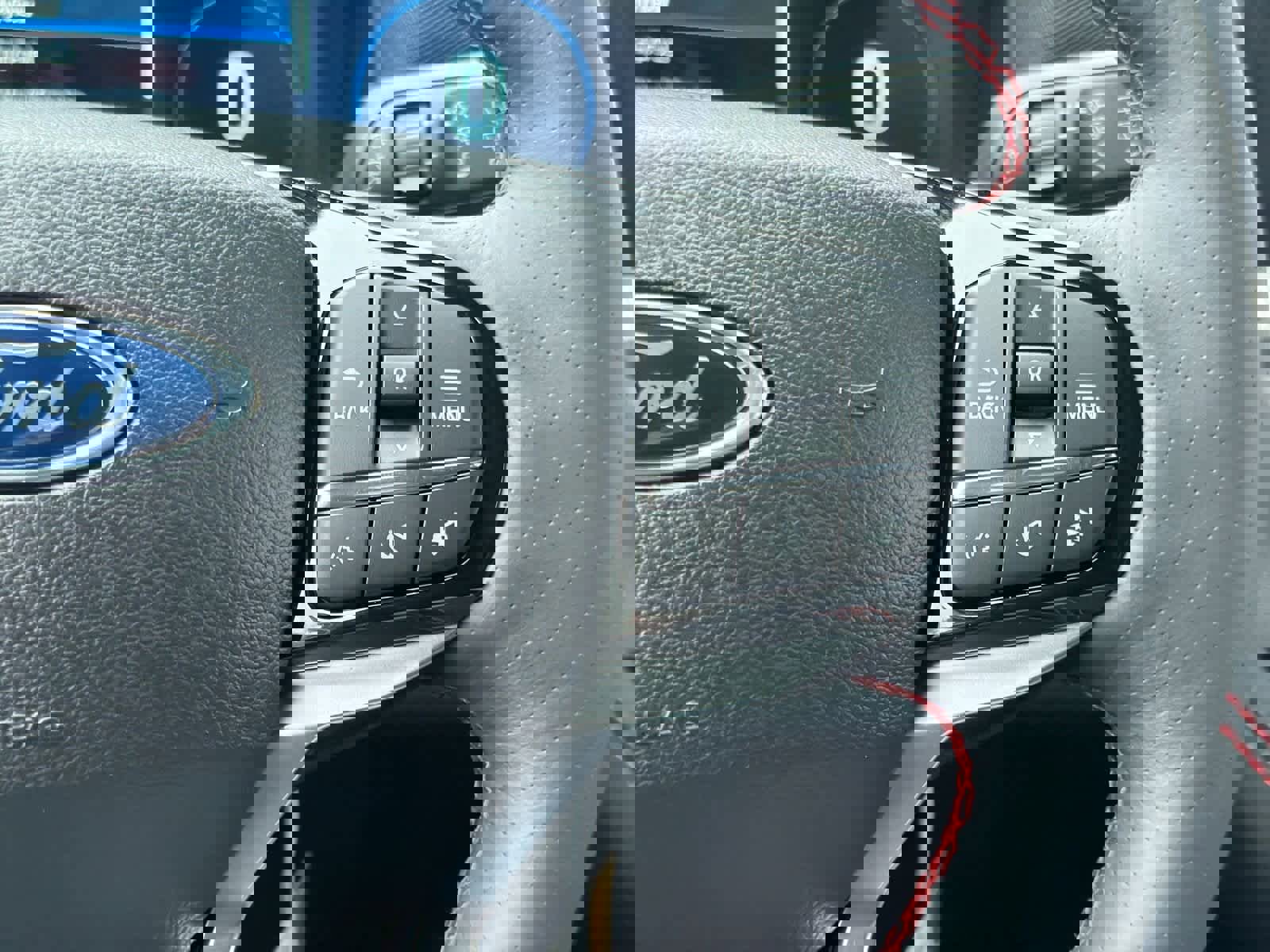 New 2026 Ford Explorer ST-Line w/ ST-Line Street Pack image 27