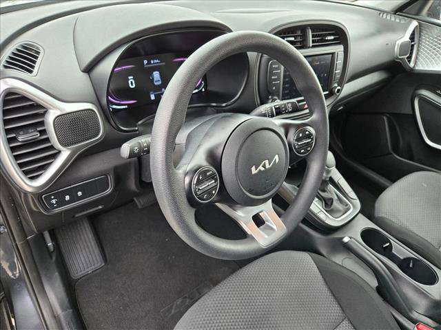 Used 2024 Kia Soul LX w/ Option Group 015 image 10