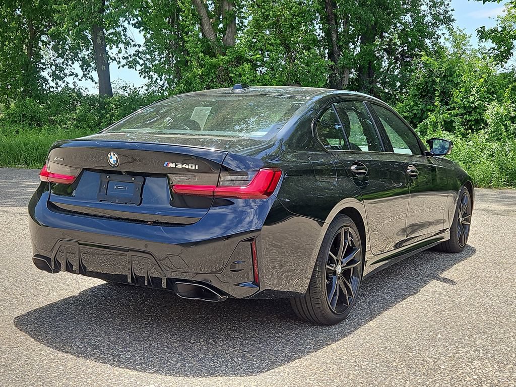 Used 2024 BMW M340i xDrive w/ Premium Package AWD/4WD image 7