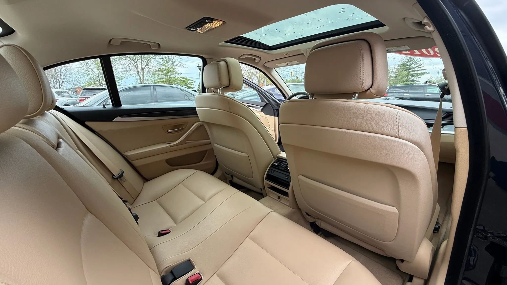 Used 2012 BMW 535i xDrive Sedan image 12