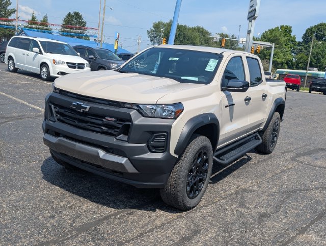 New 2026 Chevrolet Colorado Trail Boss AWD/4WD image 3
