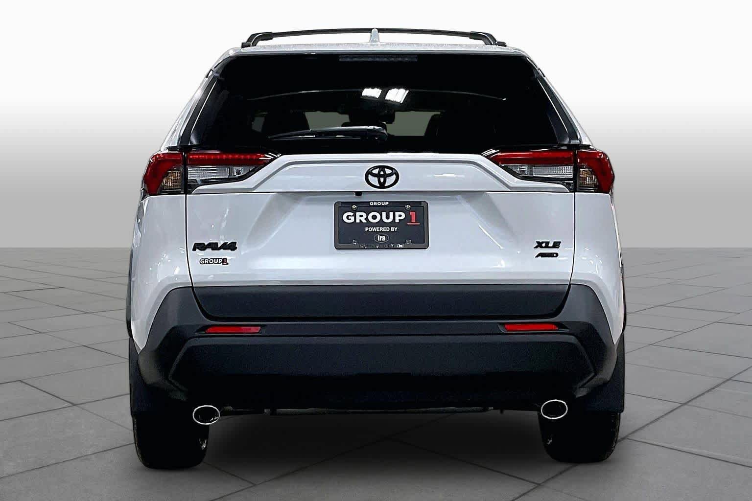 Used 2025 Toyota RAV4 XLE Premium AWD/4WD image 5