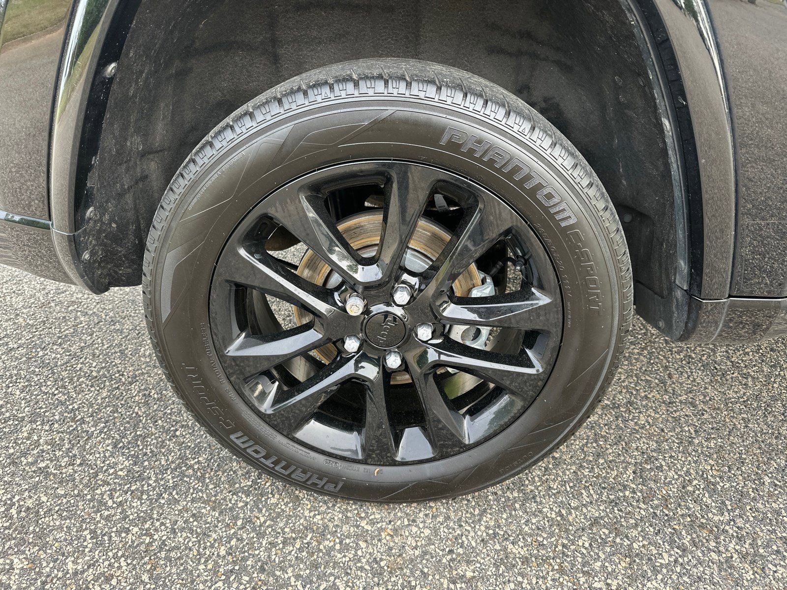 Used 2022 Jeep Grand Cherokee Laredo X RWD image 15