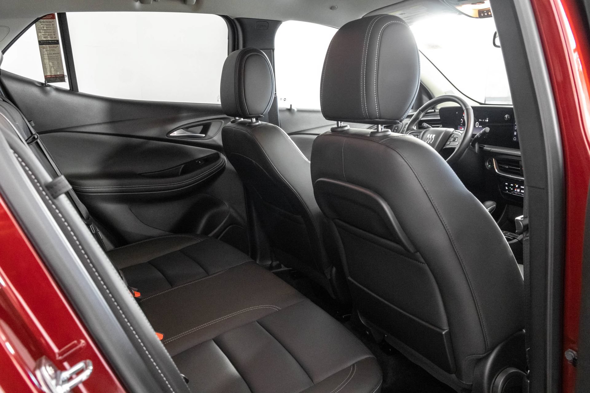 Used 2024 Buick Encore GX Avenir w/ Avenir Convenience Package FWD image 39