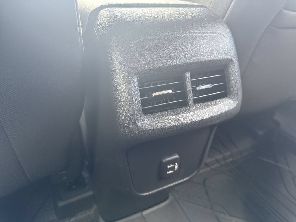 Certified 2020 Chevrolet Equinox LT w/ Driver Convenience Package FWD image 24