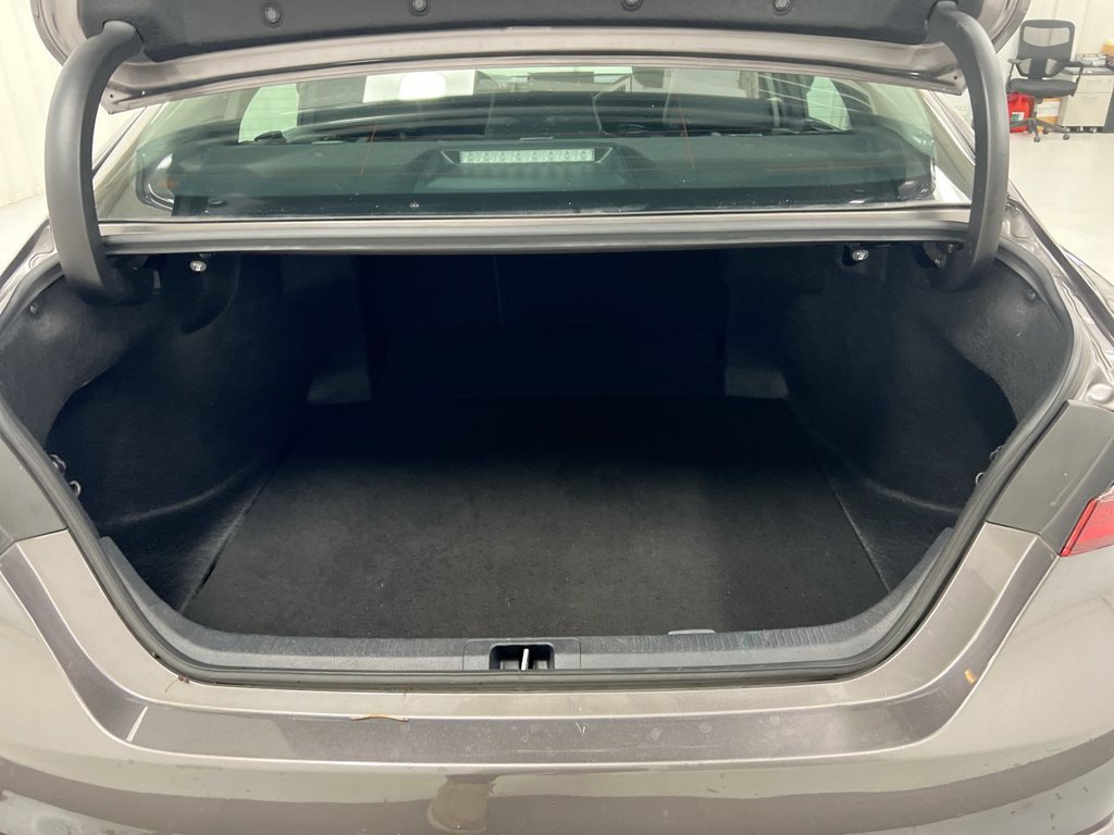 Used 2024 Toyota Camry XSE FWD image 23